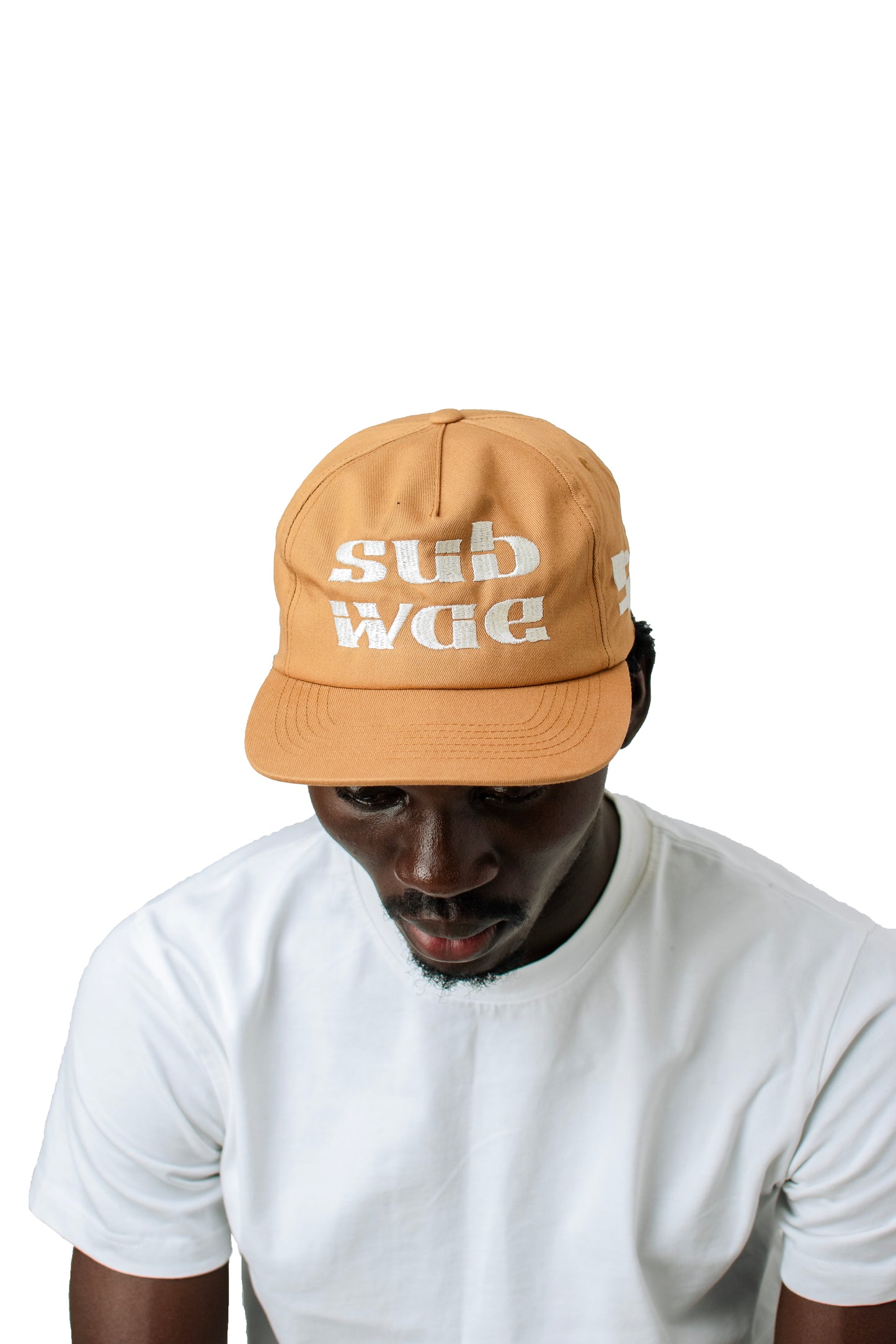 LOGO HAT in caramel