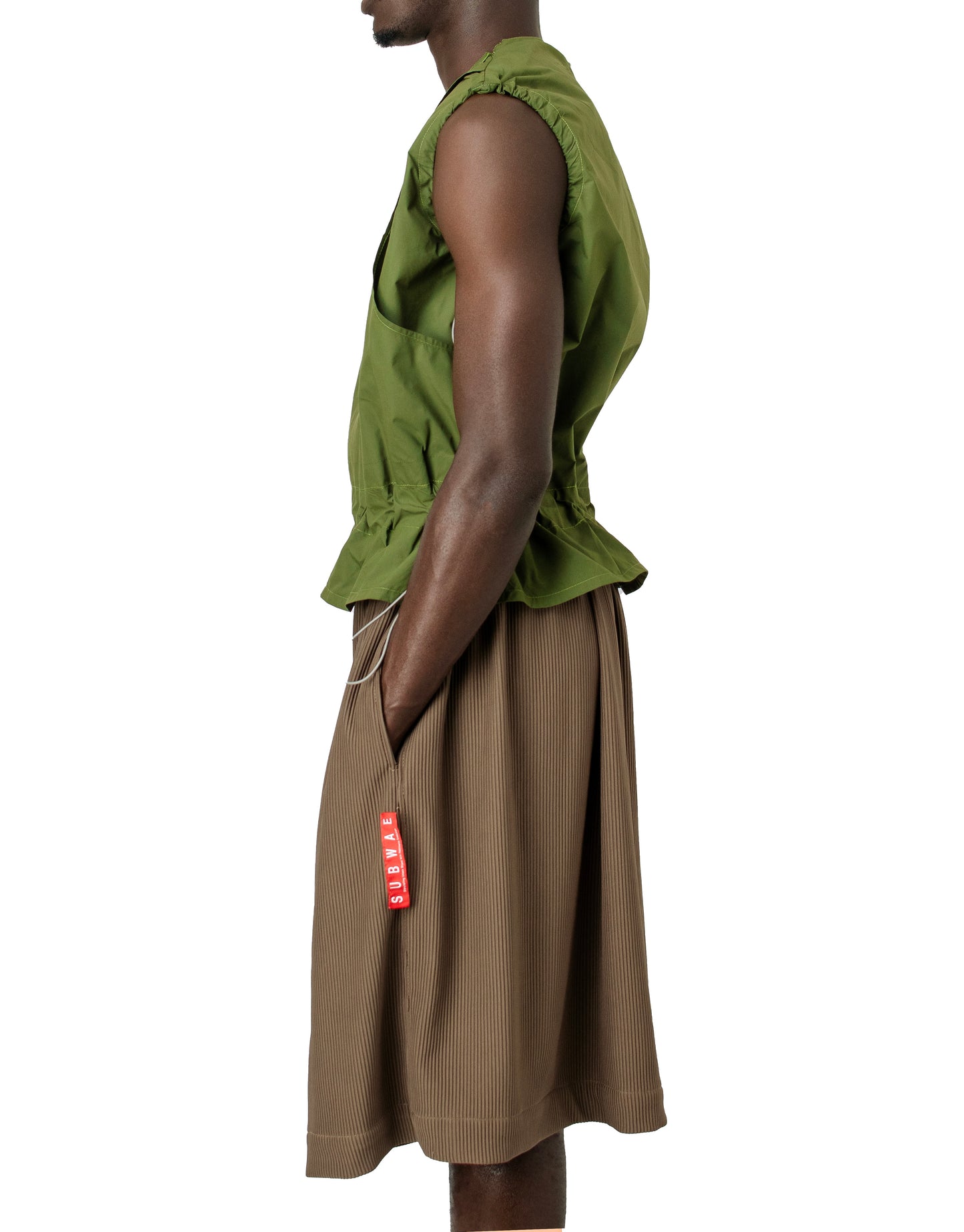 CARPENTER DRAWSTRINGS VEST in forest green