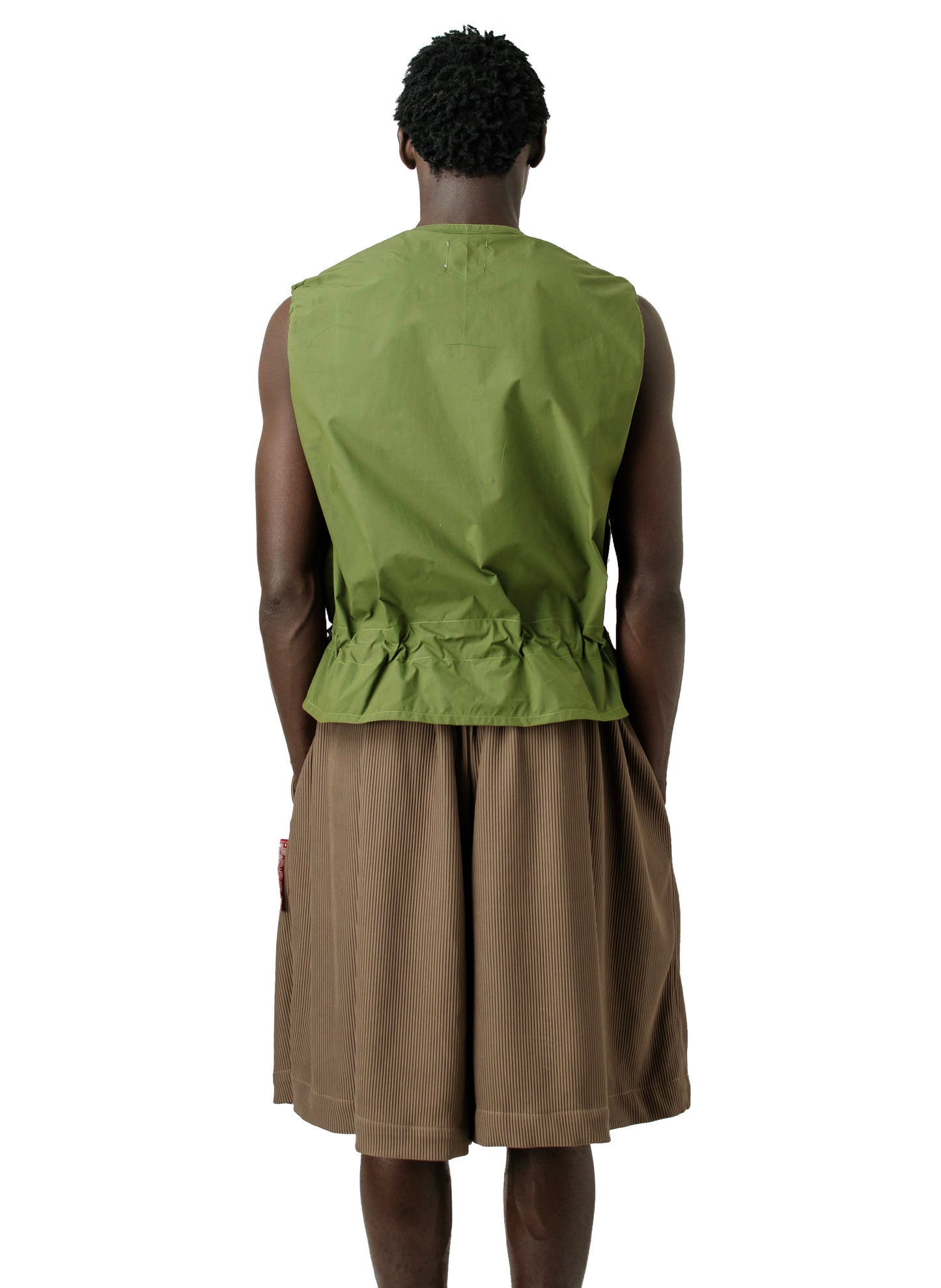 CARPENTER DRAWSTRINGS VEST in forest green