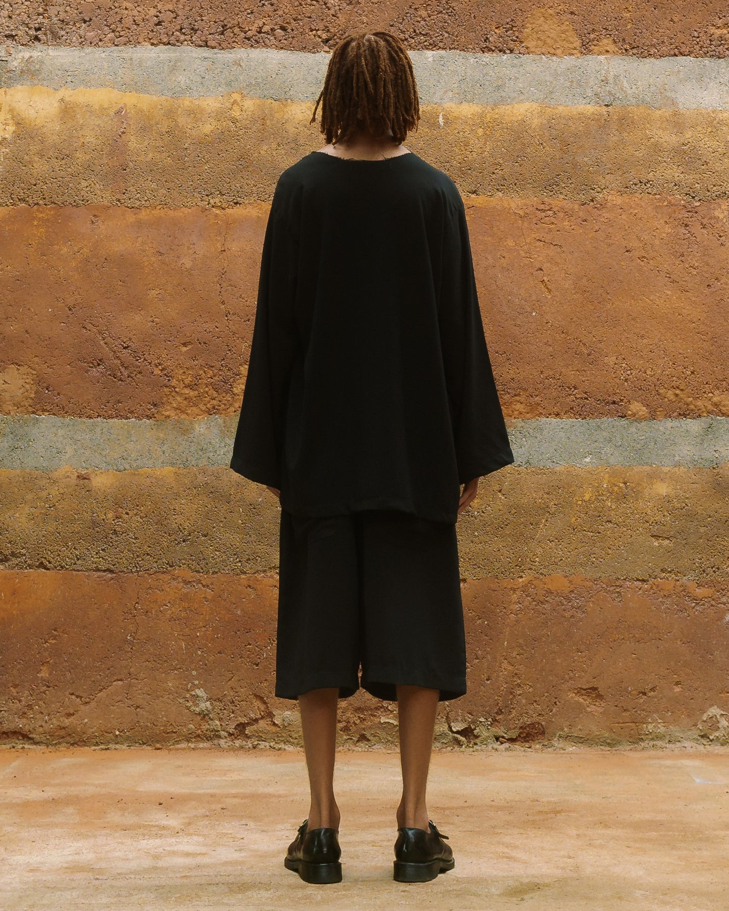 PARAMETRIC CREWNECK LONG SLEEVES in black
