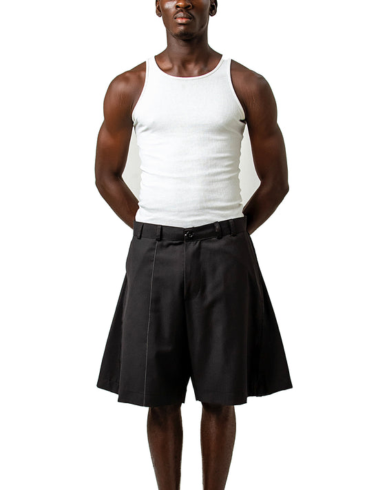 FLARED SHORTS in black